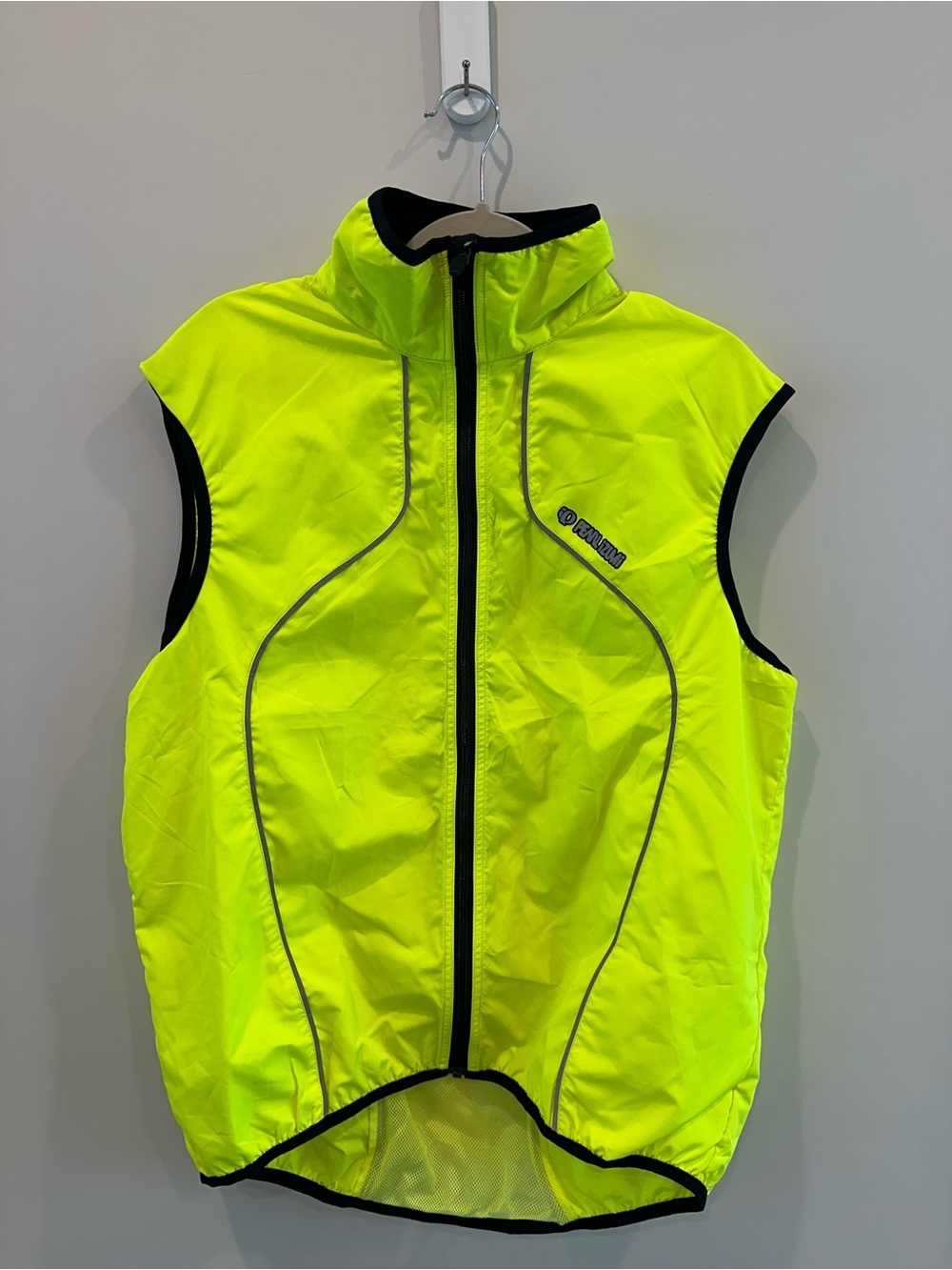 Pearl Izumi Neon Yellow Men’s Cycling Vest with Black Trim